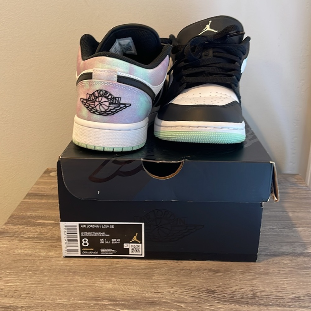 Air Jordan 1 Low SE white/mint foam-black